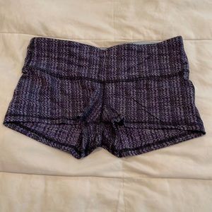 Size 8 Lululemon boogie shorts